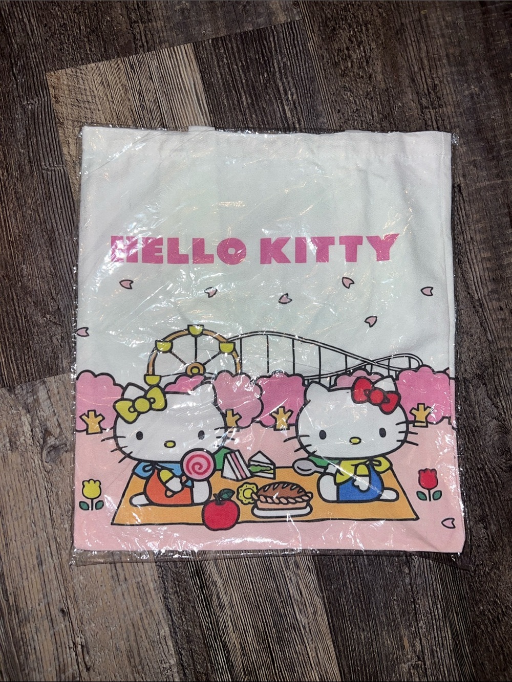 Hello Kitty totes